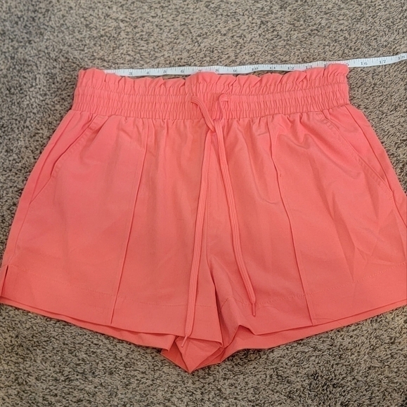 Nwot no Boundaries high waisted shorts. Large. - Picture 1 of 4